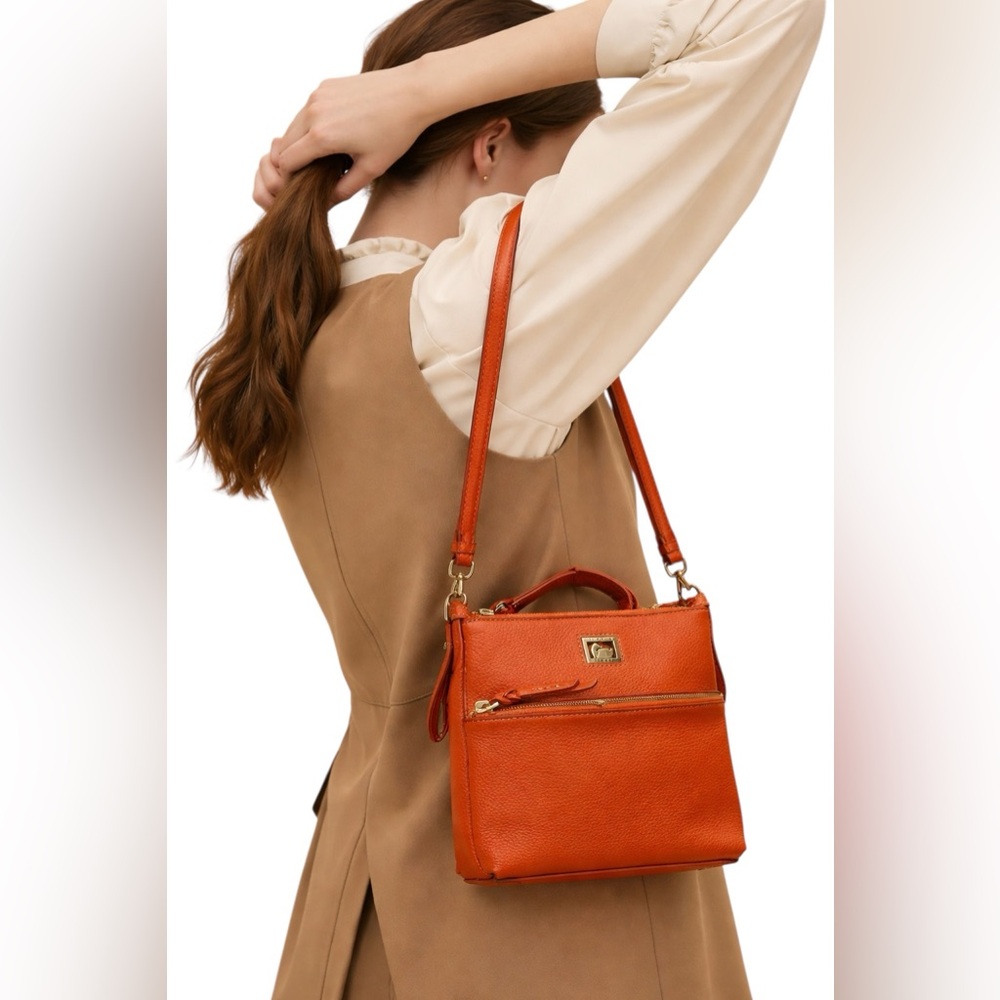 🔥🔥🔥🔥Dooney & Bourke Crossbody